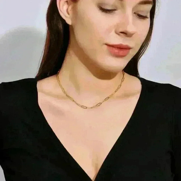 NWT 18K Gold Plated Minimalist Paper Clip Cain Link Layering Necklace - Picture 11 of 16